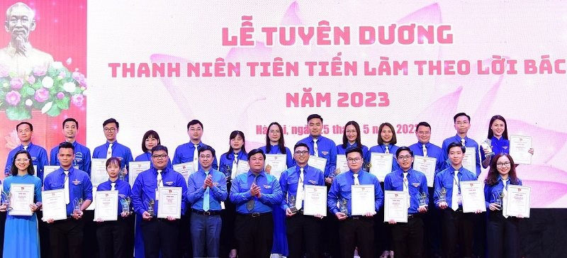 1.-cac-dai-bieu-duoc-tuyen-duong-thanh-nien-tien-tien-lam-theo-loi-bac._20230526181021.jpg