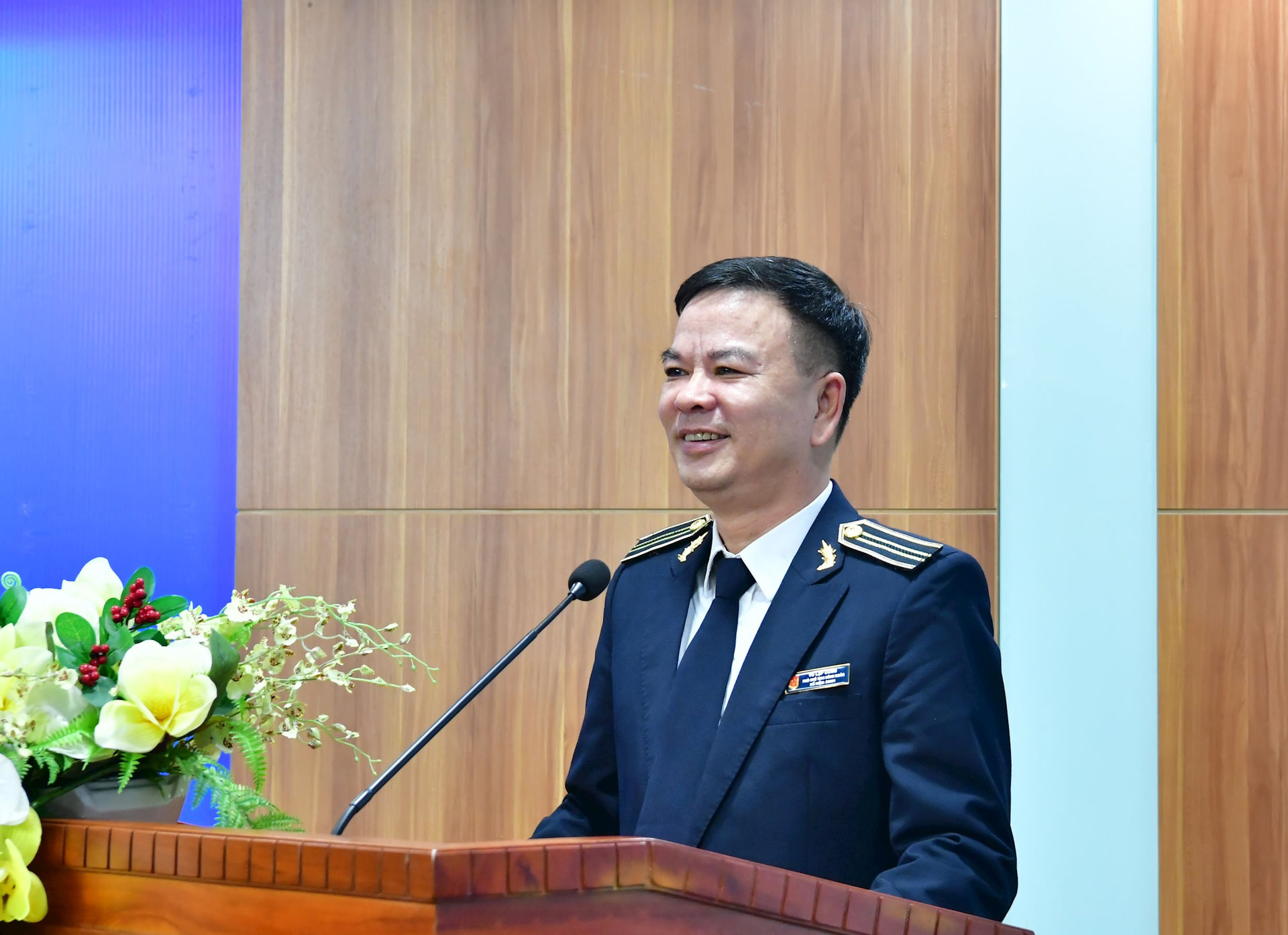 cd-anh-cong.jpg