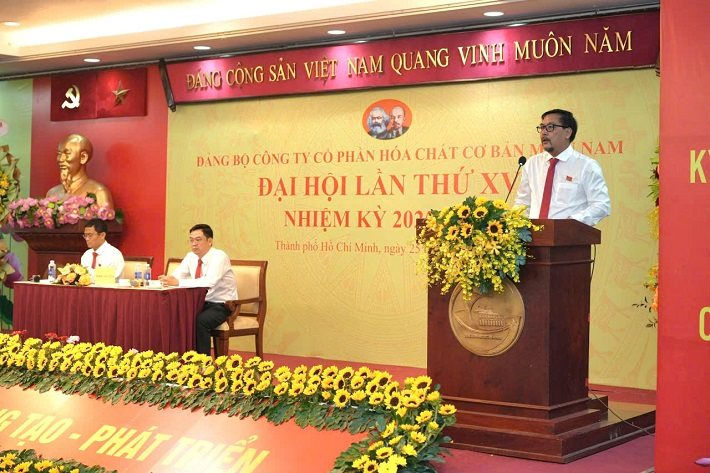 le-thanh-binh.jpg