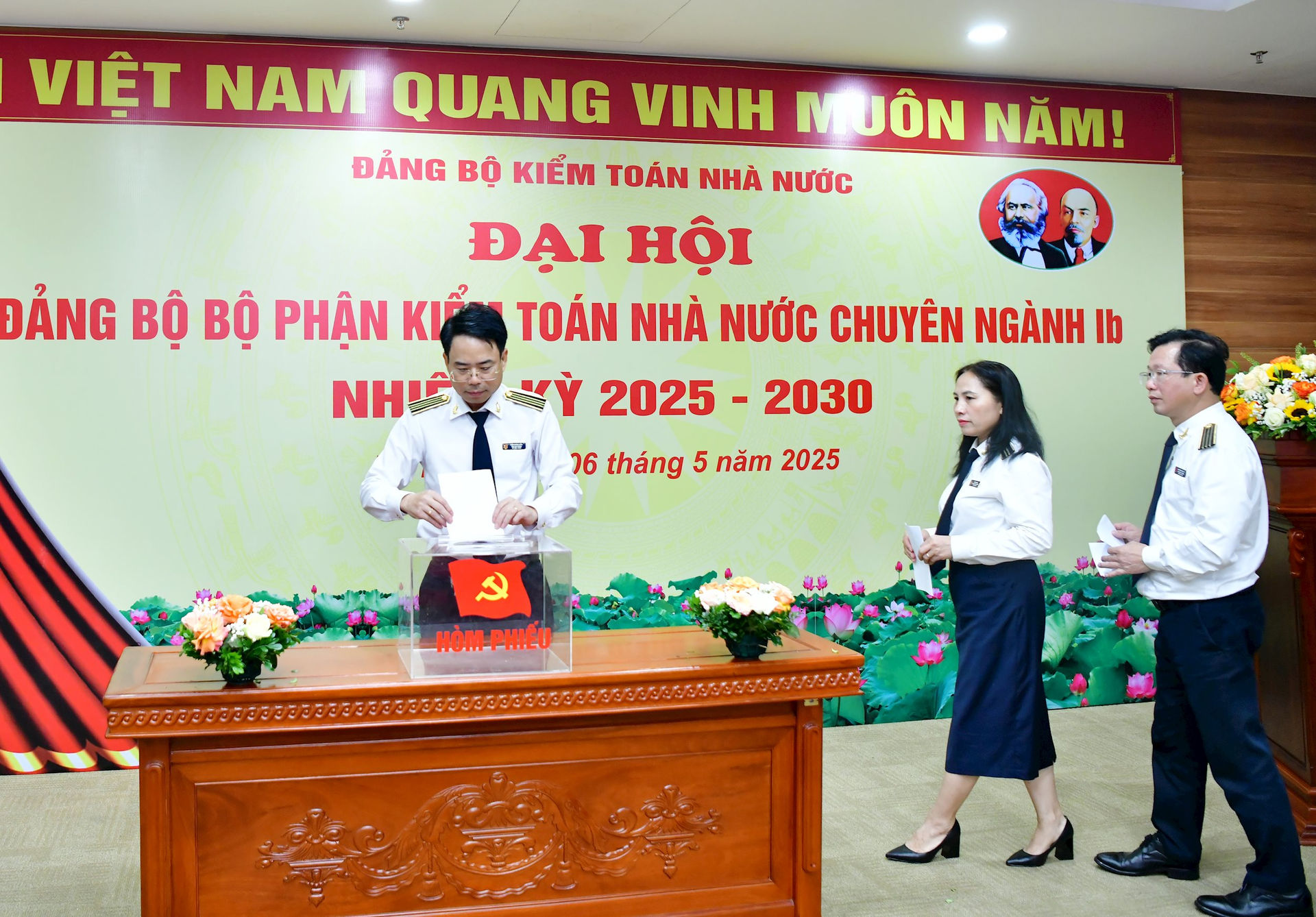 bo-phieu-1.jpg