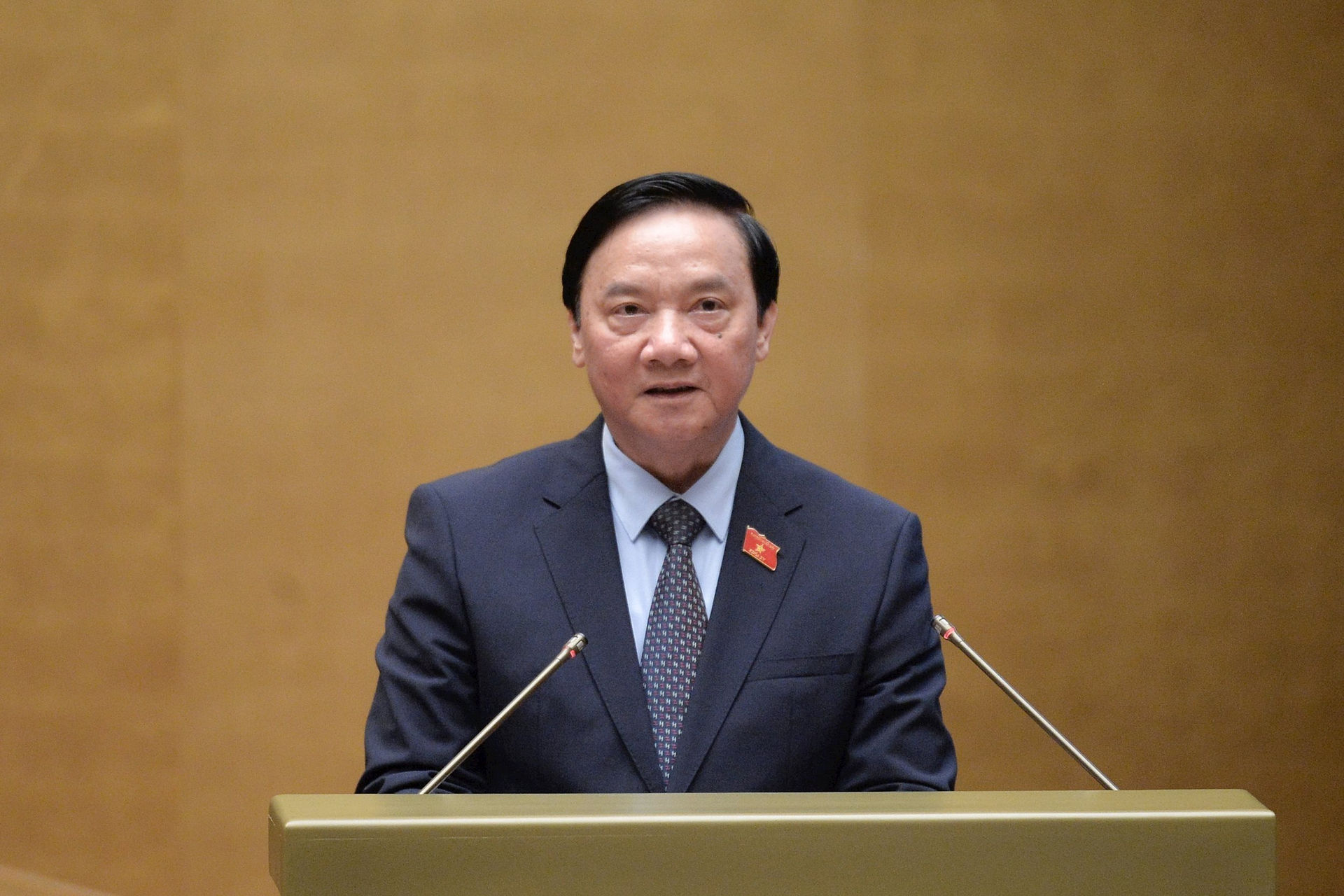 pho-chu-tich-qh-nguyen-khac-dinh.jpg