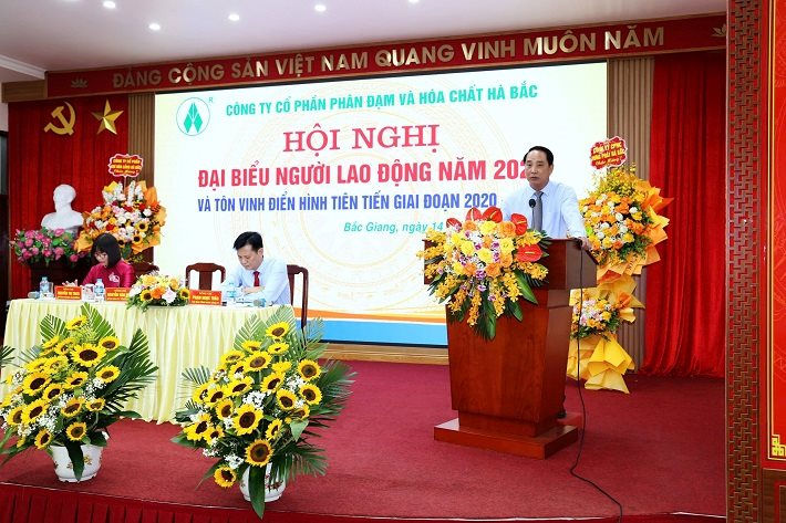 hoi-nghi-nguoi-lao-dong-cong-ty-cp-phan-dam-va-hoa-chat-ha-bac-nam-2025-cham-lo-toan-dien-doi-song-nguoi-lao-dong_6824b086d2225.jpg