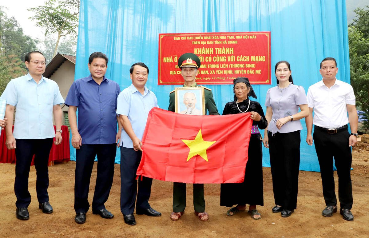 ng-co-cong.jpg