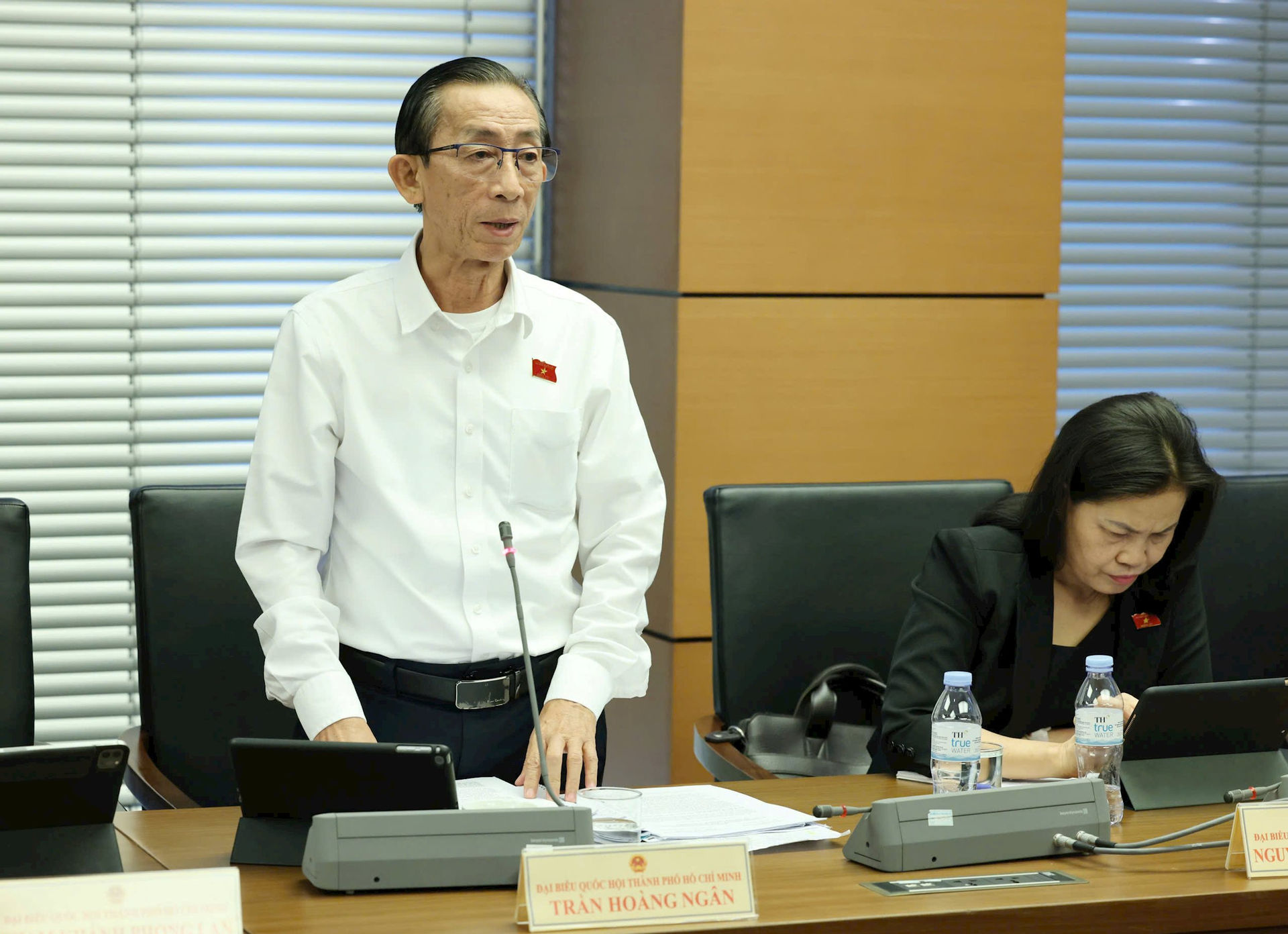 c6238154-e450-4ae1-aa40-c9ab5f3fa11f.jpg