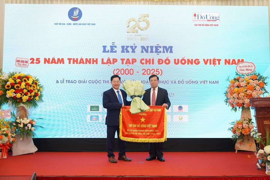tang-co-thi-dua.jpg