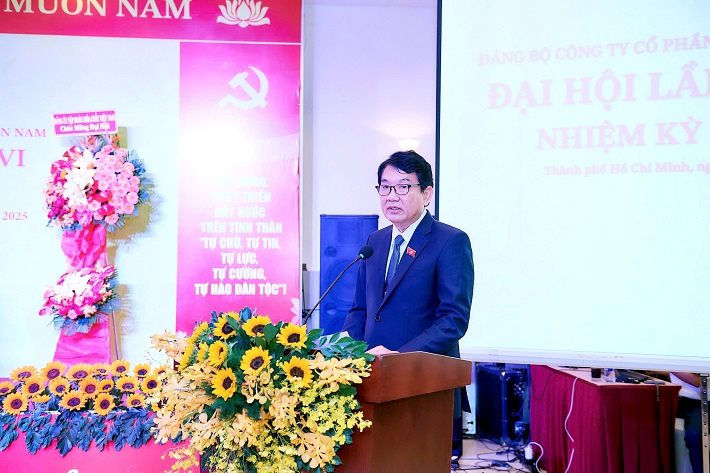 dai-hoi-dang-bo-cong-ty-cp-pin-ac-quy-mien-nam-lan-thu-xvi-nhiem-ky-2025-2030-kien-dinh-muc-tieu-phat-trien-xanh-va-ben-vung_68303e67e78bf.jpg