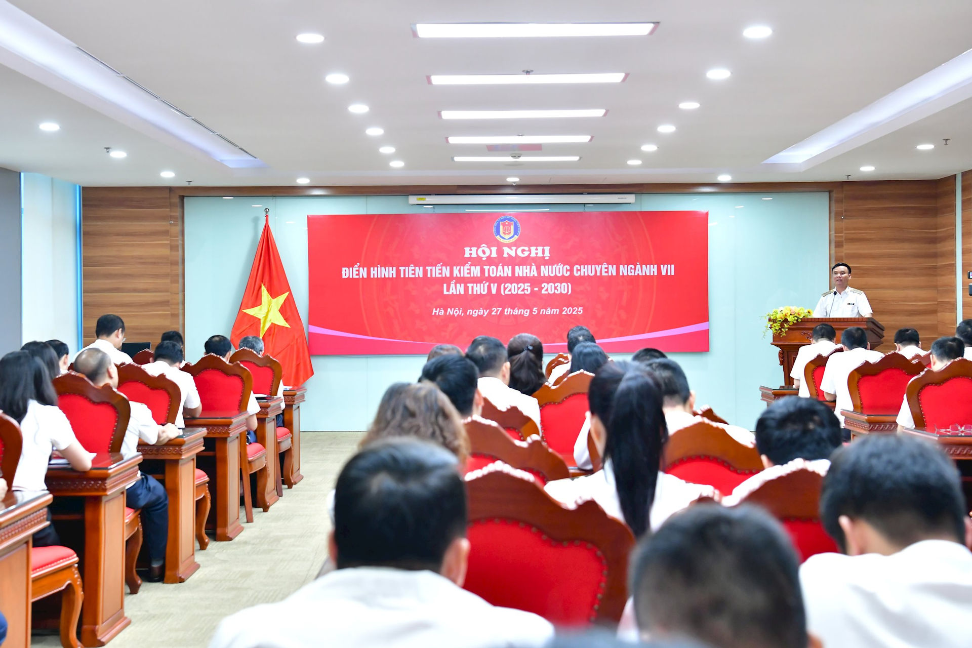 quang-canh-hoi-nghi.jpg