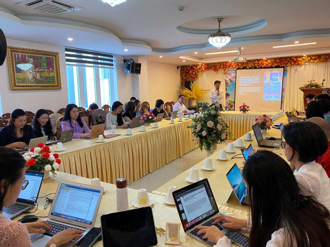 moi-truong-thuoc-la-2.jpg
