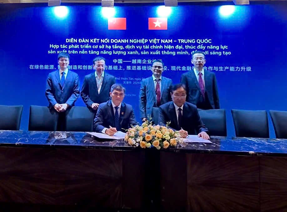 pvcfc-ky-ket-bien-ban-ghi-nho-hop-tac-voi-wec-thuoc-cncec.jpg