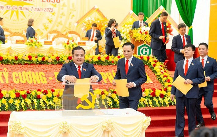 dai-hoi-dai-bieu-dang-bo-tap-doan-hoa-chat-viet-nam-lan-thu-iv-nhiem-ky-2025-2030-doan-ket-dan-chu-ky-cuong-dot-pha-phat-trien_6867cd52bac34.jpg