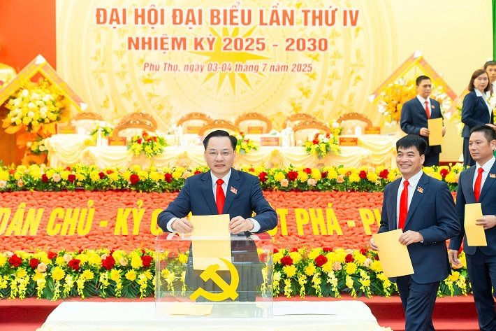 dai-hoi-dai-bieu-dang-bo-tap-doan-hoa-chat-viet-nam-lan-thu-iv-nhiem-ky-2025-2030-doan-ket-dan-chu-ky-cuong-dot-pha-phat-trien_6867cd5ccdbd0.jpg