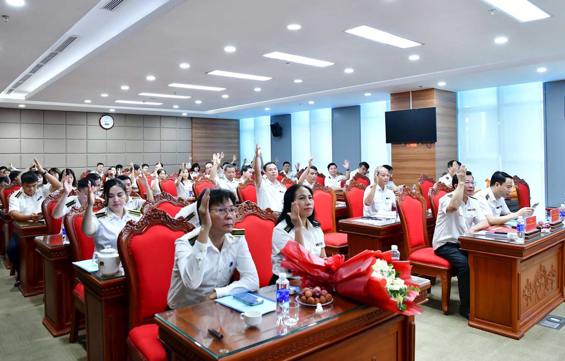 bieu-quyet.jpg