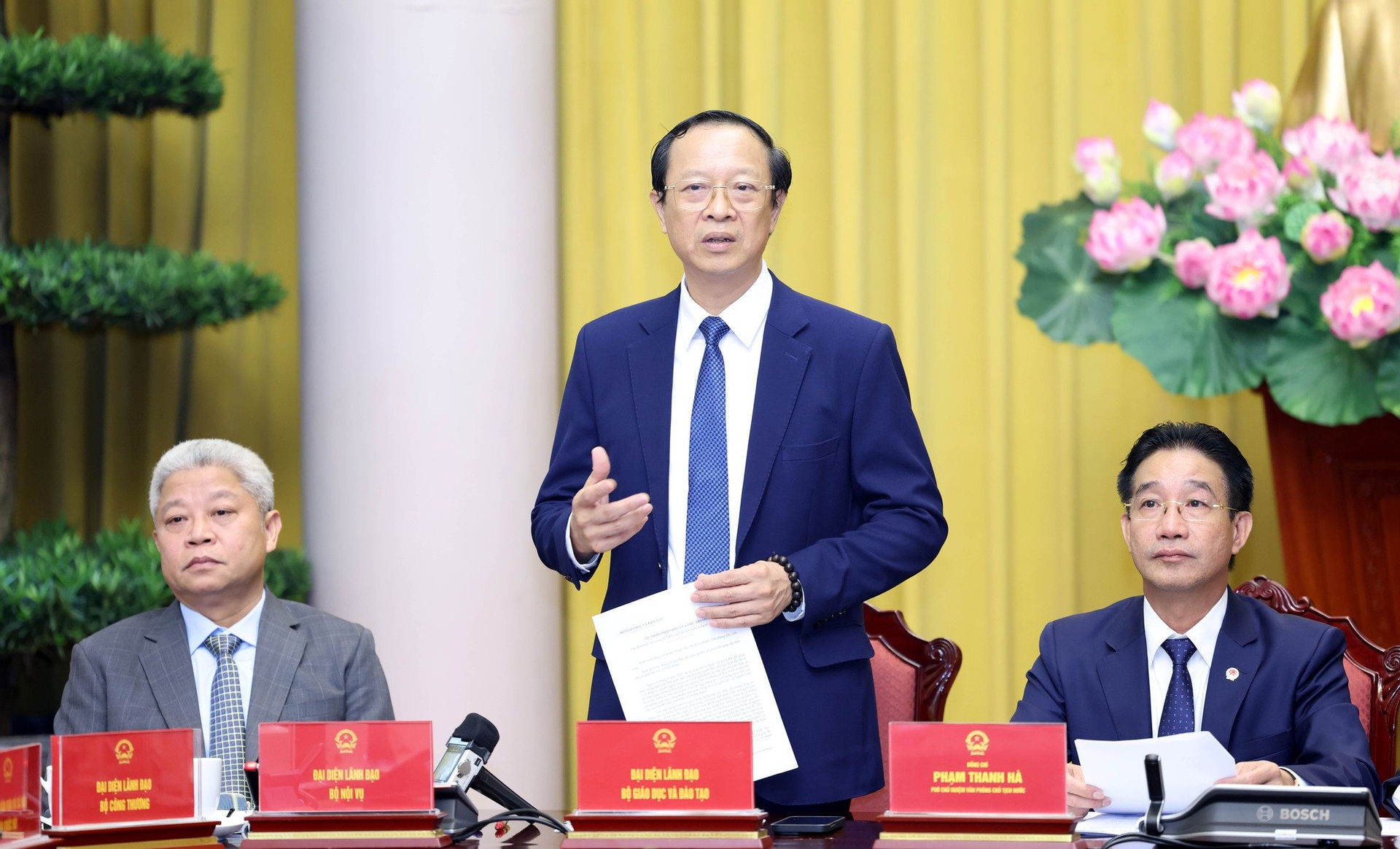 thu-truong-bo-giao-duc-va-dao-tao-pham-ngoc-thuong.jpg