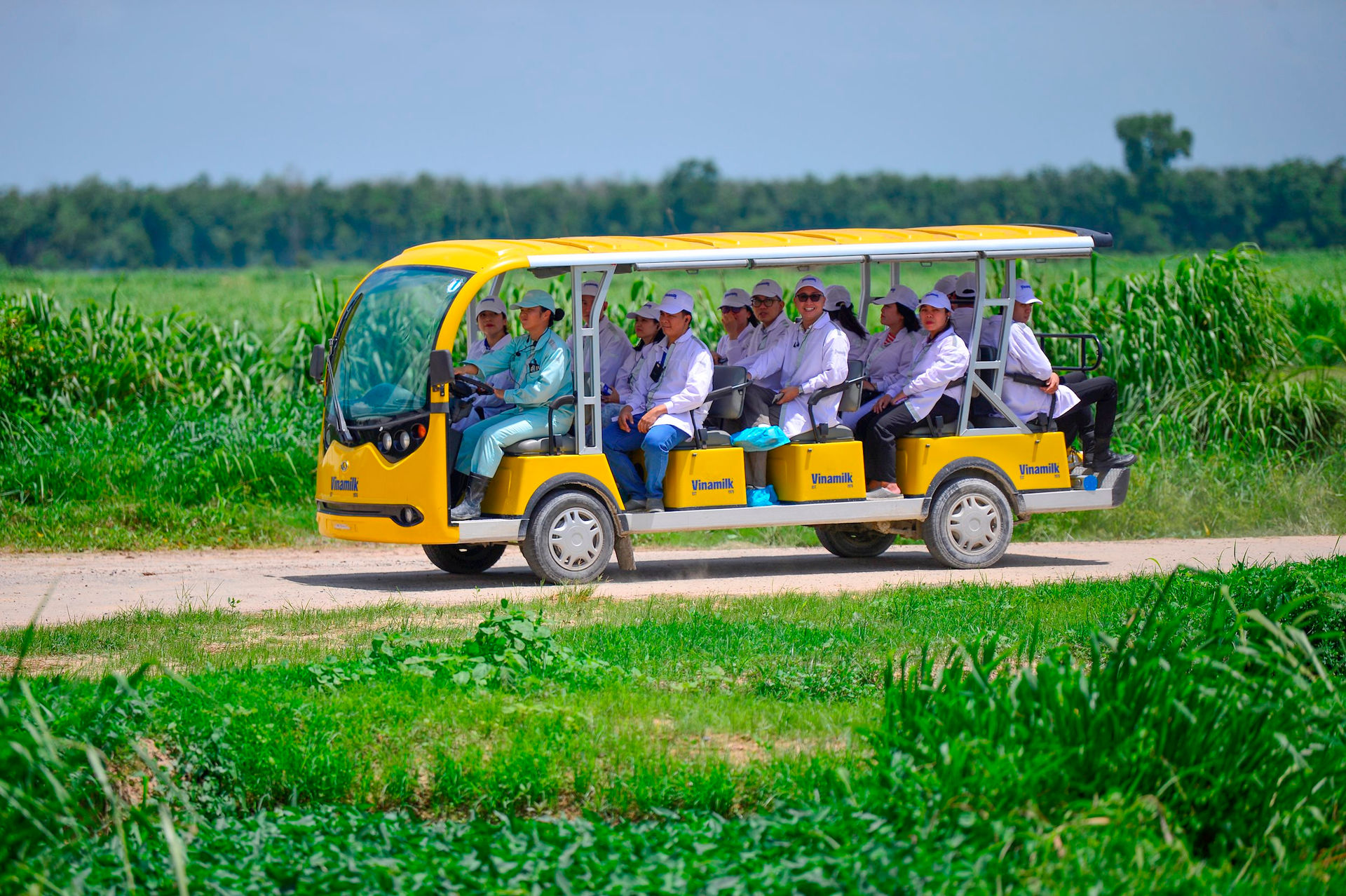 2.farm-tour-vbcsd-02.jpg