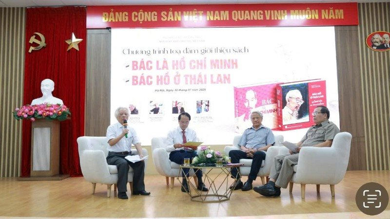 ra-mat-sach.jpg