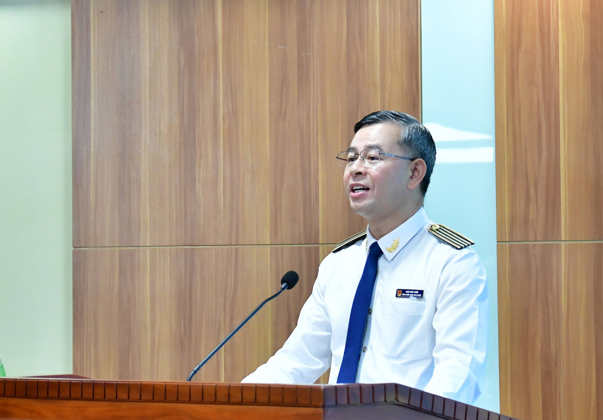 tong-kiem-toan-nha-nuoc-ngo-van-tuan-phat-bieu-khai-mac-hoi-nghi-5-.jpg