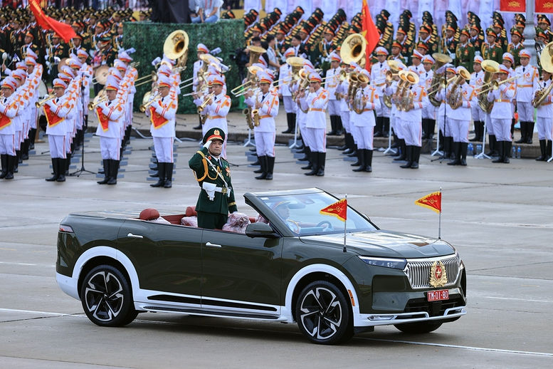 Chùm ảnh: Các khối diễu binh của quân đội nhân dân Việt Nam tại A80- Ảnh 1. Chùm ảnh: Các khối diễu binh của quân đội nhân dân Việt Nam tại A80- Ảnh 1.
