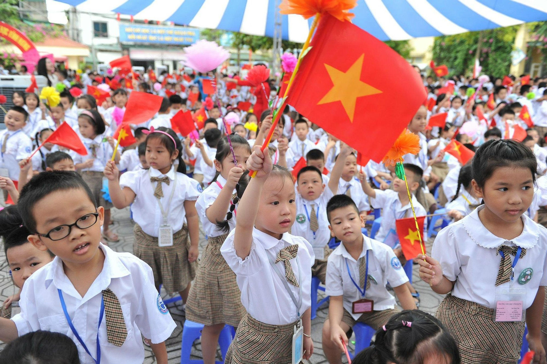khai-giang-2.jpg