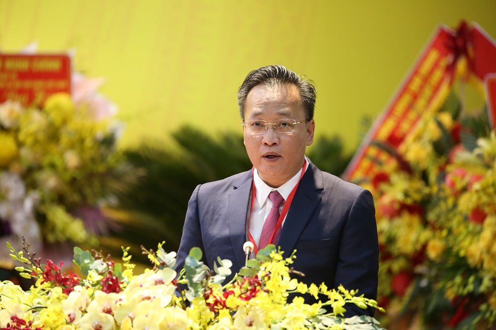 5_dong-chi-nguyen-huu-nghia-uy-vien-ban-chap-hanh-trung-uong-dang-bi-thu-tinh-uy-trinh-bay-dien-van-khai-mac-dai-hoi_.jpg