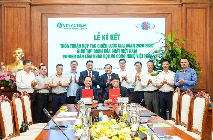 vinachem-va-vast-ky-hop-tac-chien-luoc_68e9af80ac861.jpg