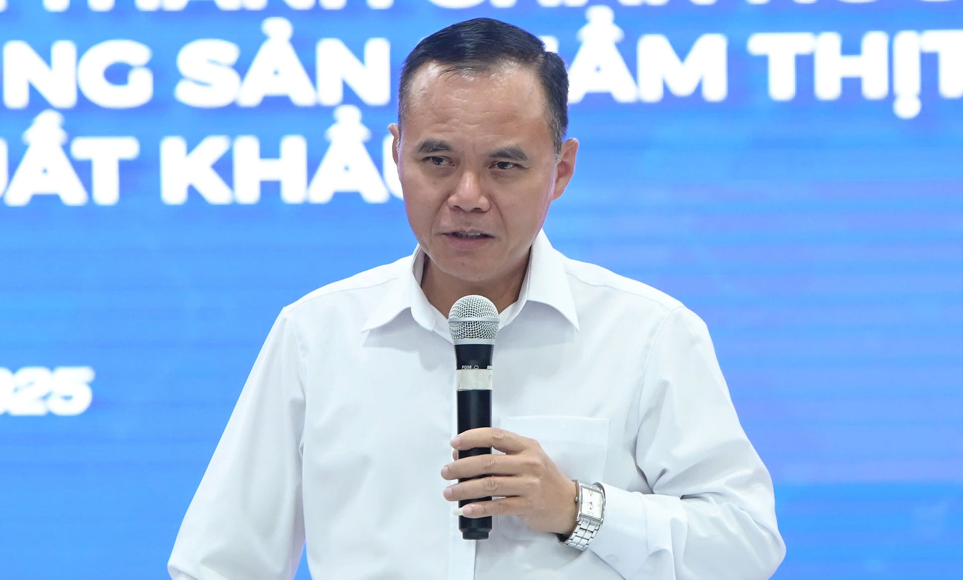 ong-pham-kim-dang-pho-cuc-truong-cuc-chan-nuoi-va-thu-y-.jpg