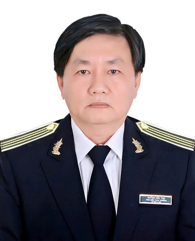 huynh-huu-tho-2(1).jpg