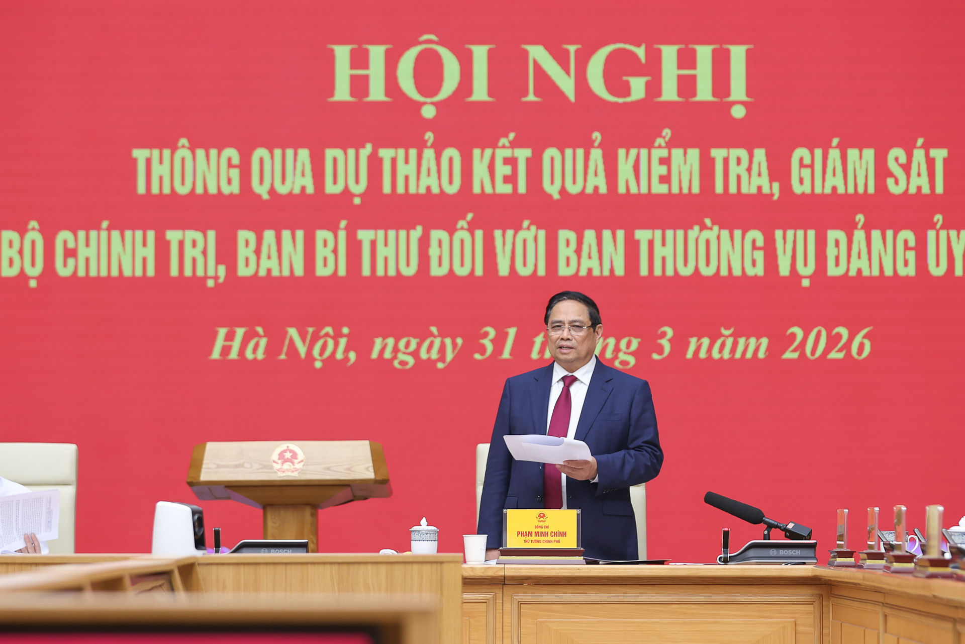 Thông qua Báo cáo kiểm tra, giám sát của Bộ Chính trị, Ban Bí thư đối với Ban Thường vụ Đảng ủy Chính phủ- Ảnh 2.