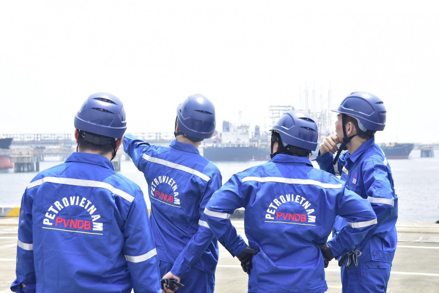 petrovietnam-va-bai-toan-on-dinh-cung-ung-xang-dau-truoc-bien-dong-nang-luong-toan-cau-20260414153811.jpg