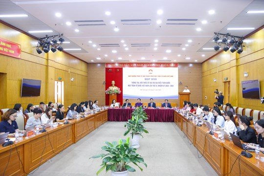 quang-canh.jpg