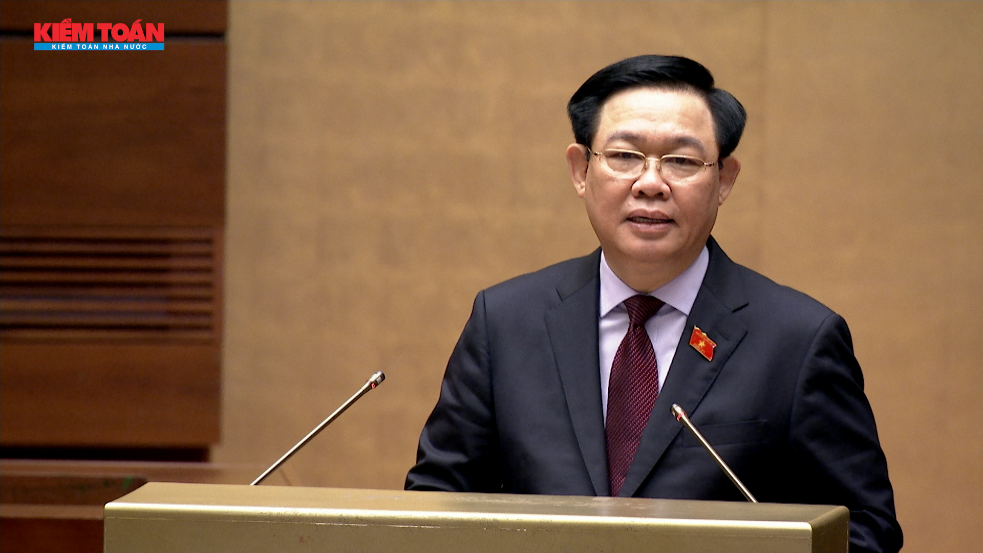 Khai mạc hội nghị đại biểu Quốc hội hoạt động chuyên trách