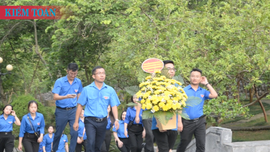 Kiểm toán nhà nước khu vực VII dâng hương, tưởng niệm các anh hùng liệt sĩ