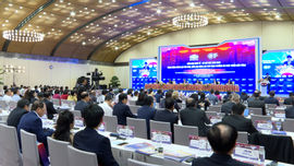 Kinh tế Việt Nam vững vàng vượt qua "những cơn gió ngược"