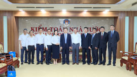 Tổng Kiểm toán nhà nước Ngô Văn Tuấn tiếp xã giao Phó Tổng Kiểm toán nhà nước Trung Quốc