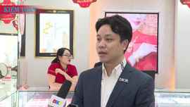 Sôi động thị trường vàng ngày vía thần tài