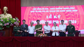 Đẩy mạnh phong trào thi đua, góp phần thực hiện thắng lợi nhiệm vụ chính trị