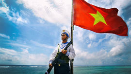 "THÉP" nơi đầu sóng