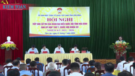 Tổng Kiểm toán nhà nước Ngô Văn Tuấn tiếp xúc cử tri tỉnh Hòa Bình