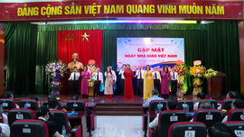 Gặp mặt Ngày Nhà giáo Việt Nam 20/11