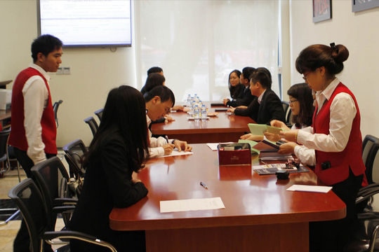 Huy động trái phiếu Chính phủ gặp khó khăn