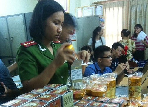 Vấn nạn buôn lậu, hàng giả trong lĩnh vực y tế: Ảnh hưởng trực tiếp đến sức khỏe người tiêu dùng