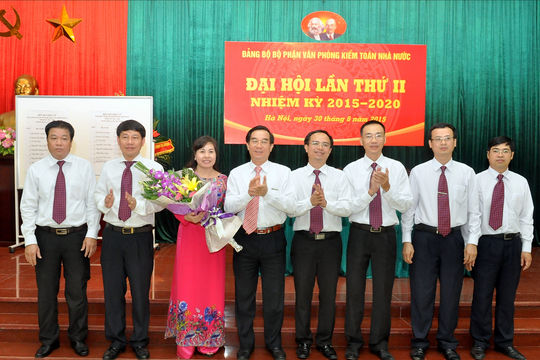 Phát huy trí tuệ và trách nhiệm, tổ chức thành công Đại hội Đảng bộ, Chi bộ cơ sở