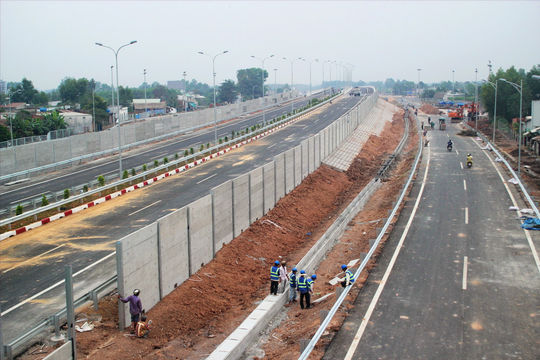 Xây dựng kết cấu hạ tầng giao thông: Vốn xã hội hóa là trọng yếu