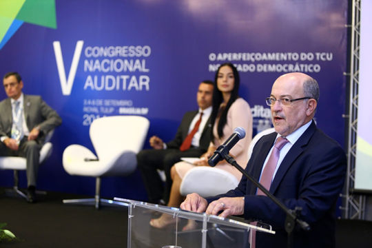 Toà Thẩm kế Brazil yêu cầu Chính phủ giải trình báo cáo tài khóa