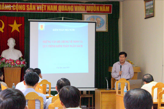 Tăng cường đào tạo  tại các KTNN chuyên ngành, khu vực