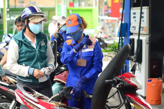 Đặt kinh doanh xăng dầu  trong thị trường cạnh tranh