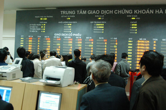 Thị trường vốn Việt Nam năm 2016:  Triển vọng và thách thức