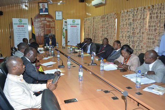 Ghana: Bộ Năng lượng bị cáo buộc gây thiệt hại hơn 1,7 tỷ Cedi