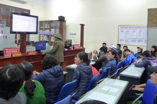 Kết quả khảo sát PAPI 2015:  Bức tranh tối màu về quản trị và hành chính công