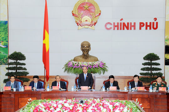 Phiên họp đầu tiên của Chính phủ mới được kiện toàn