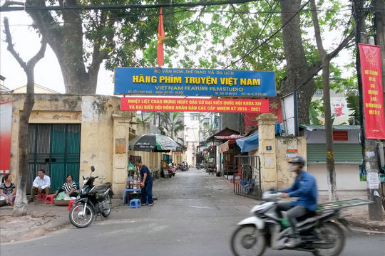 Hãng phim Nhà nước sau cổ phần hóa: Liệu có “bình mới rượu cũ”?